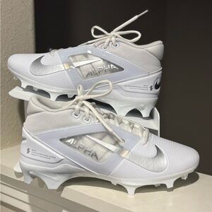 Nike Alpha Menace 4 Pro Football Cleats Men Size 7 White Silver FD7037-101